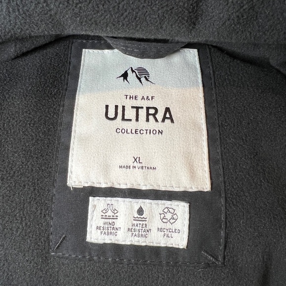 Abercrombie & Fitch Men’s Ultra Puffer Coat with Hood - Picture 5 of 10